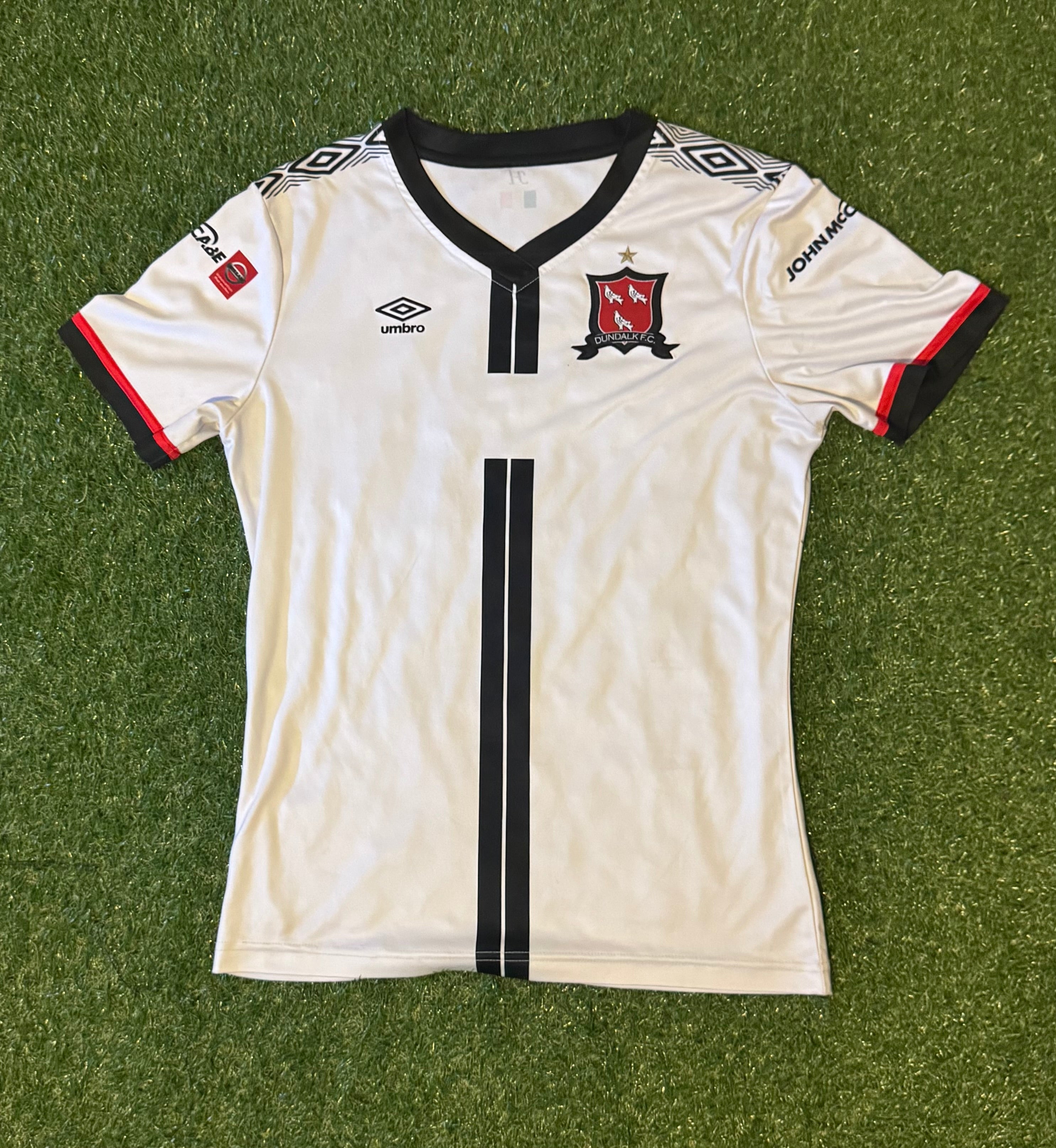 Size Small Dundalk FC Jersey - Umbro