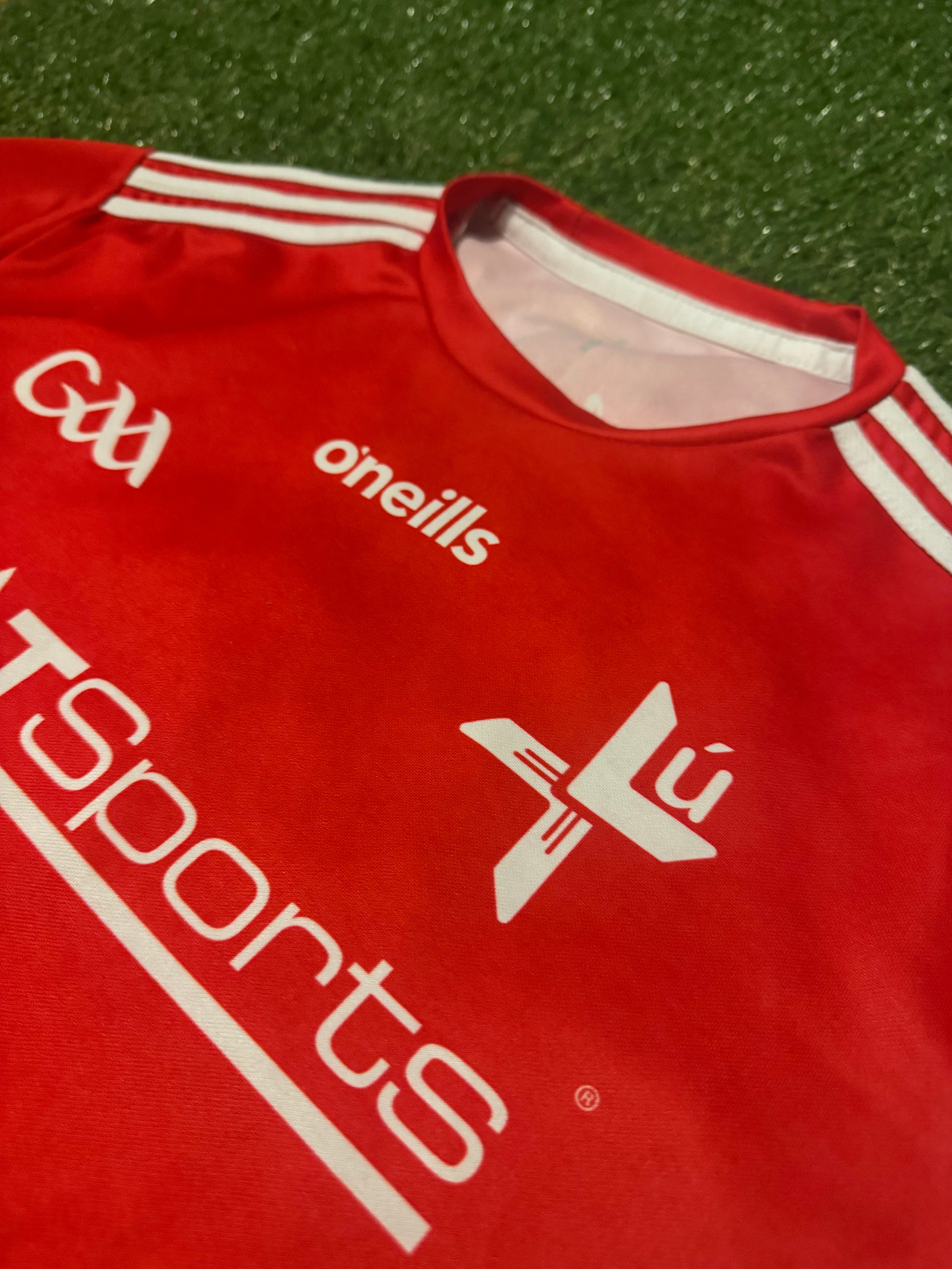 Louth GAA Jersey - Size Small Tight Fit