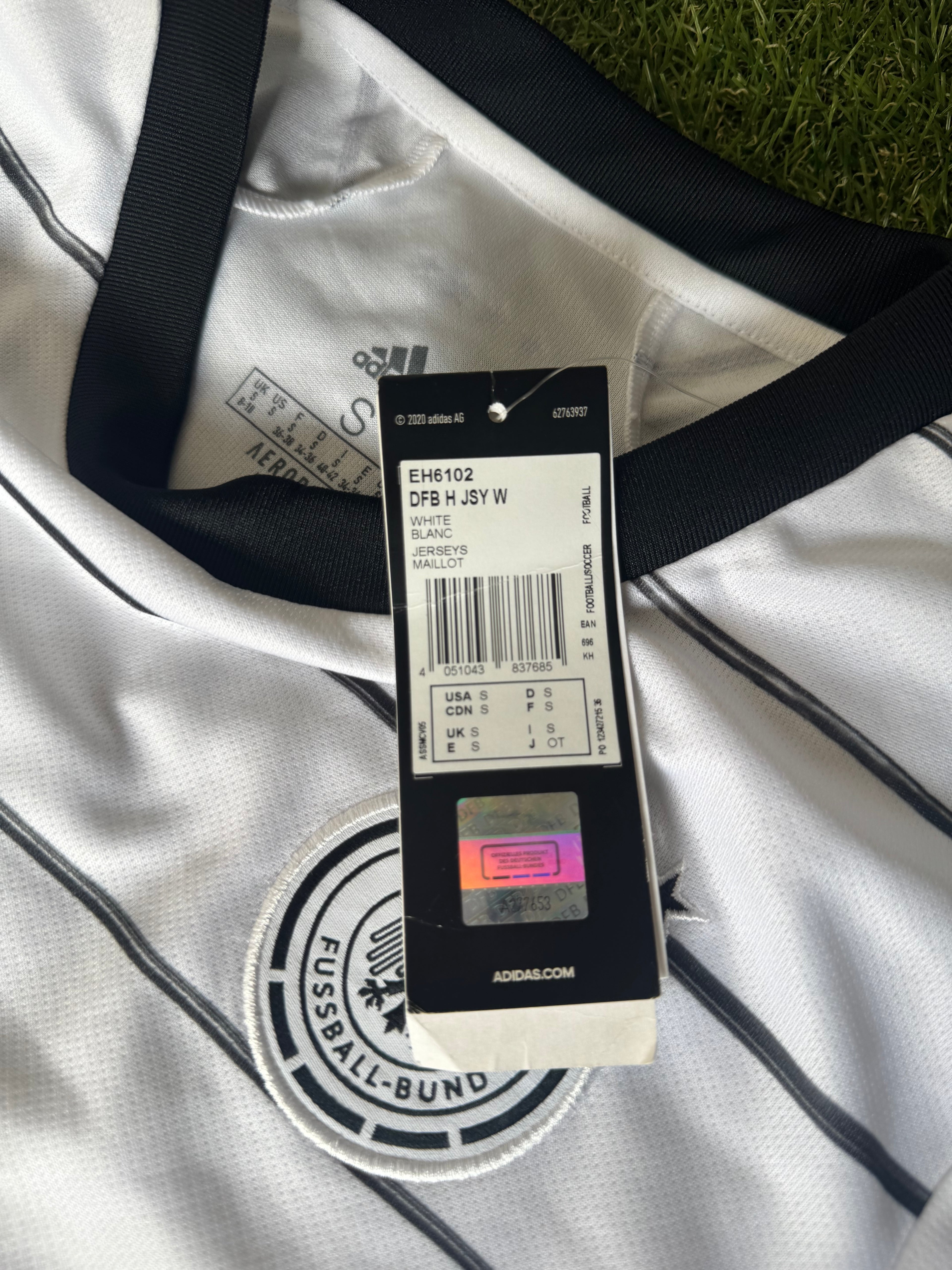 Germany Adult Women Fit Size Small (8-10) Adidas Football Jersey