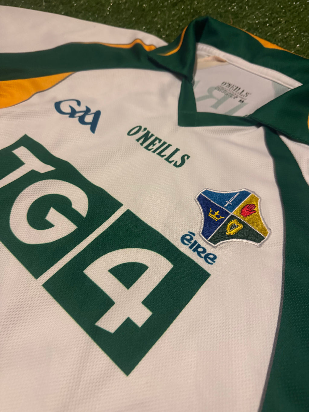 2010 Ireland International Rules Jersey - Size Medium - O’Neills