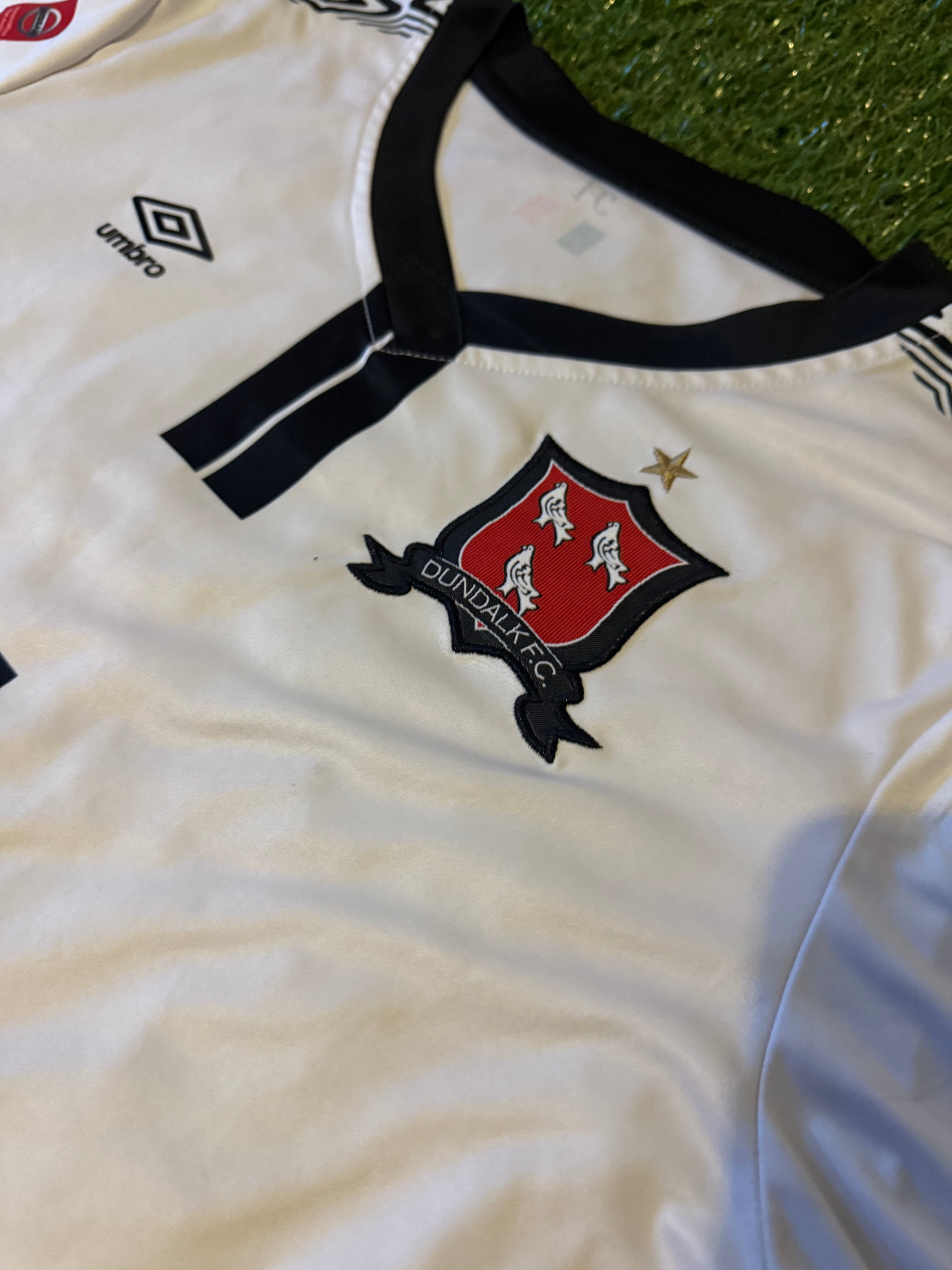 Size Small Dundalk FC Jersey - Umbro