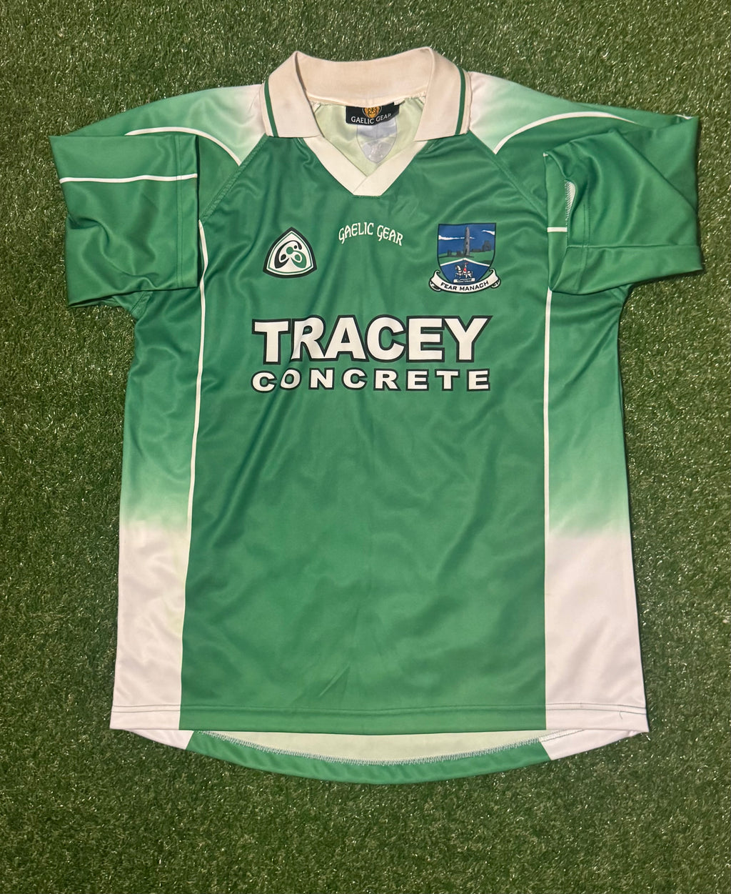 2004 Fermanagh GAA Jersey - Size L - Gaelic Gear