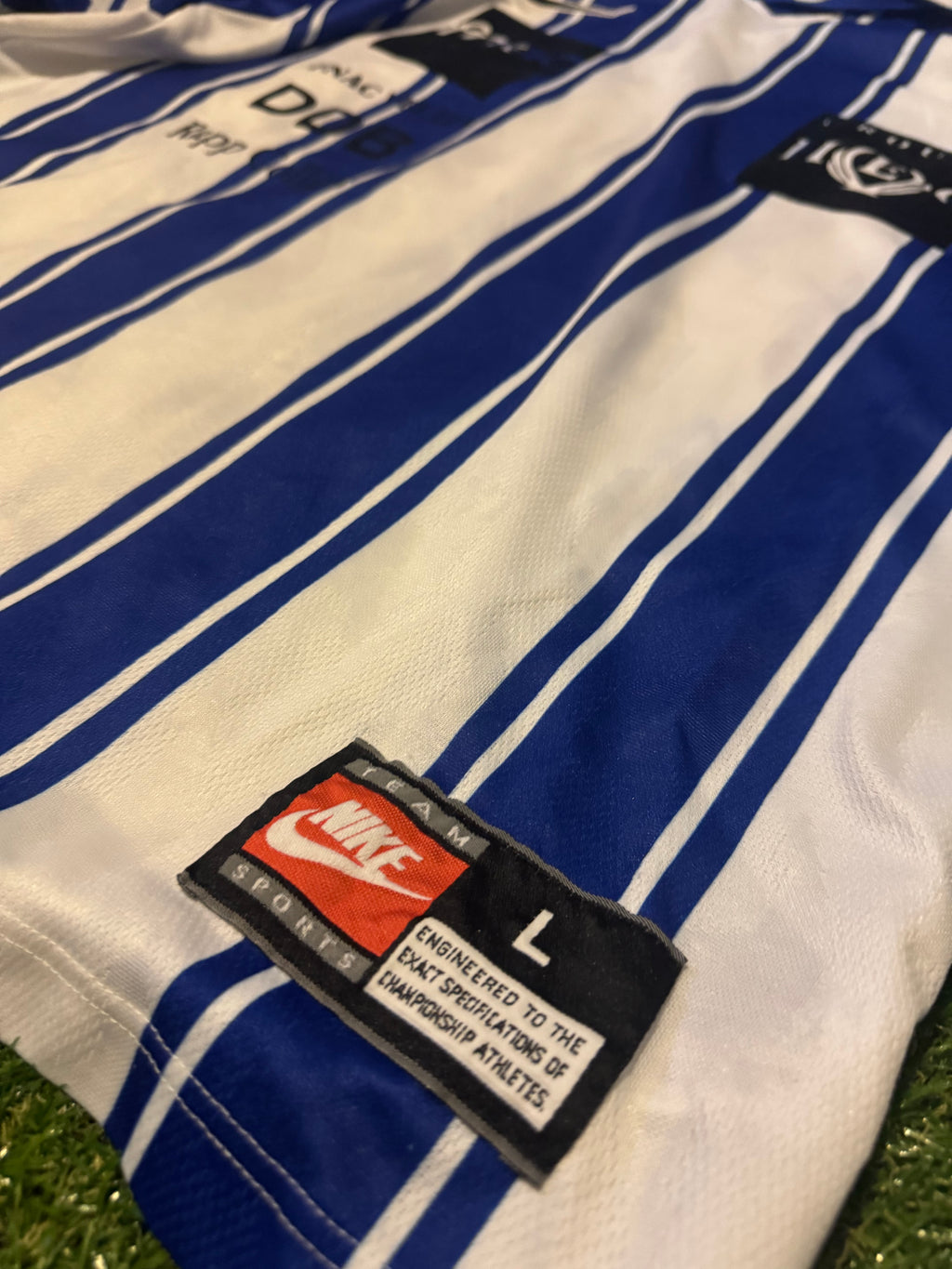 Vintage Nike Football Jersey - No.10 - Size L