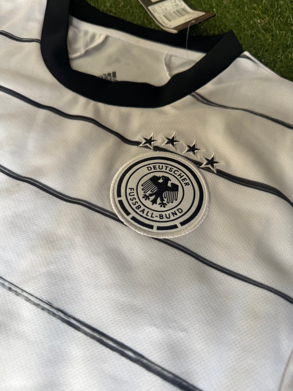 Germany Adult Women Fit Size Small (8-10) Adidas Football Jersey