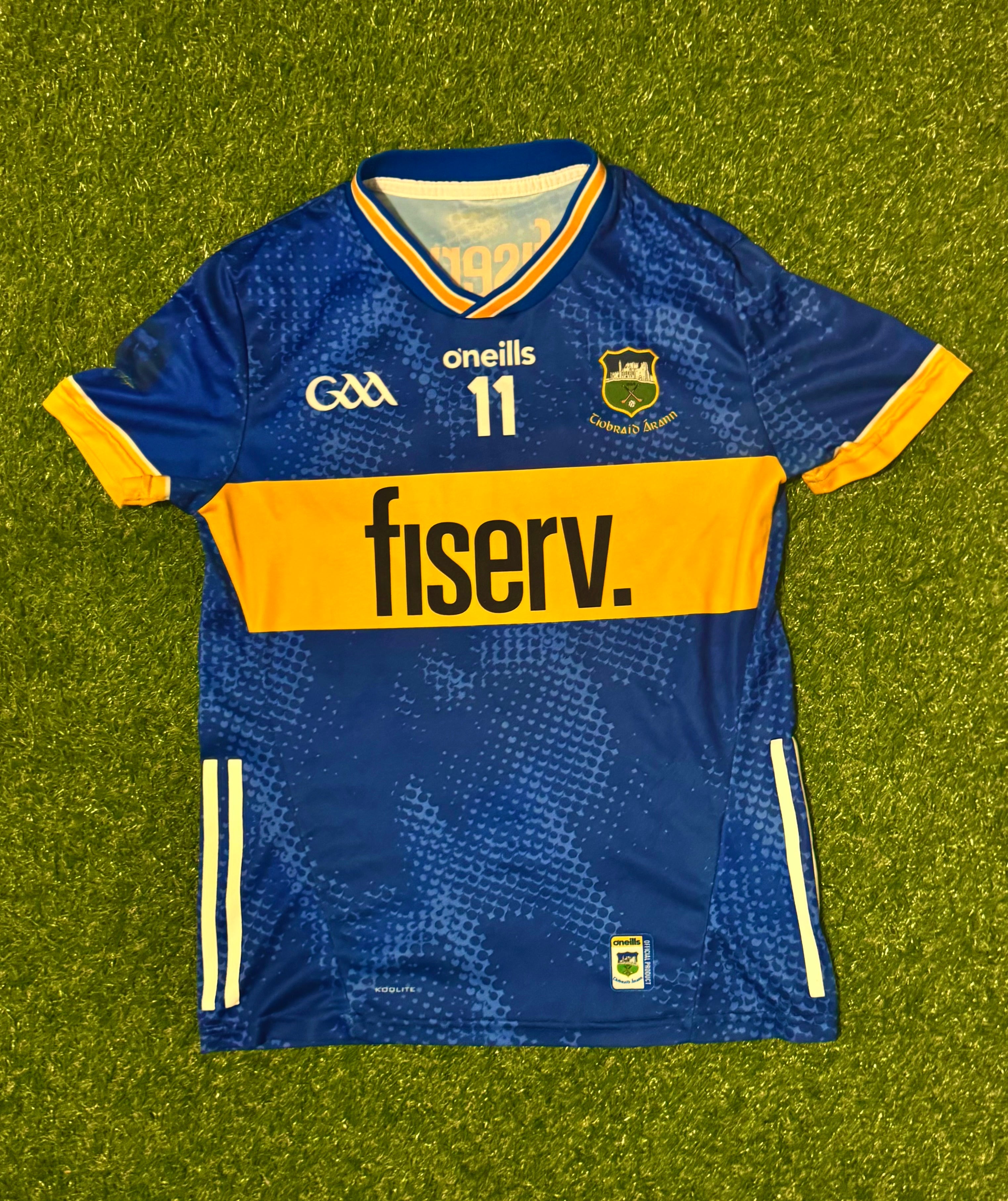 Tipperary No.11 GAA Jersey - O’Neills - Medium Tight Fit