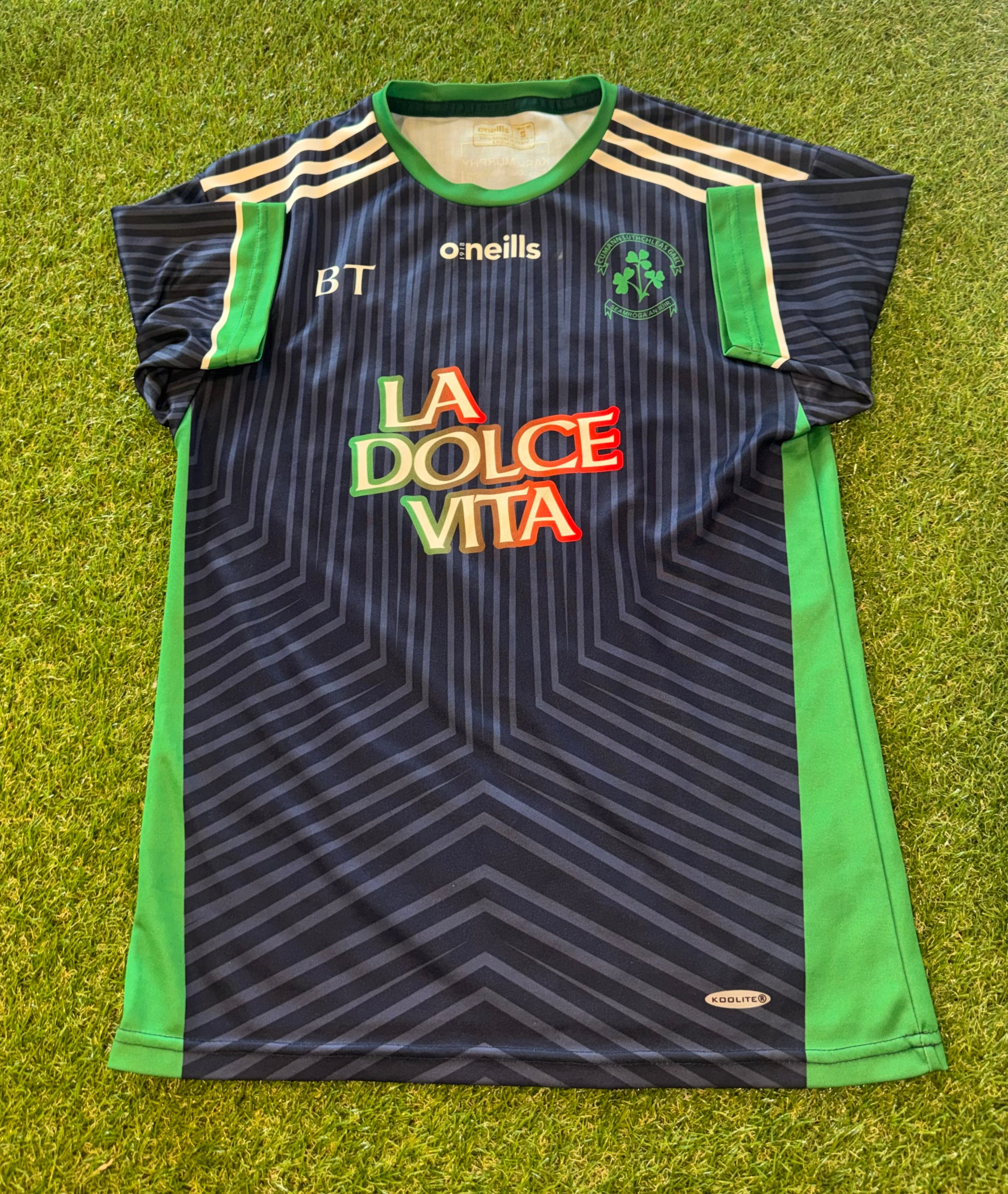 Newry Shamrocks GAA Jersey - Small Tight Fit - O’Neills