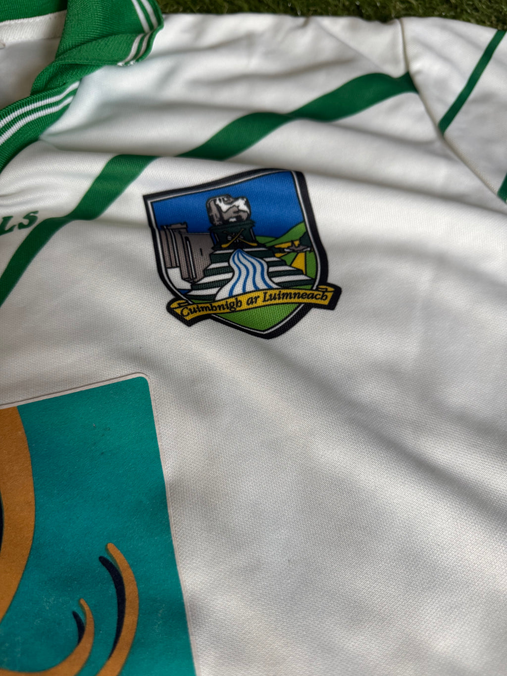 Limerick Camogie Jersey - No.22 - Size Women 16