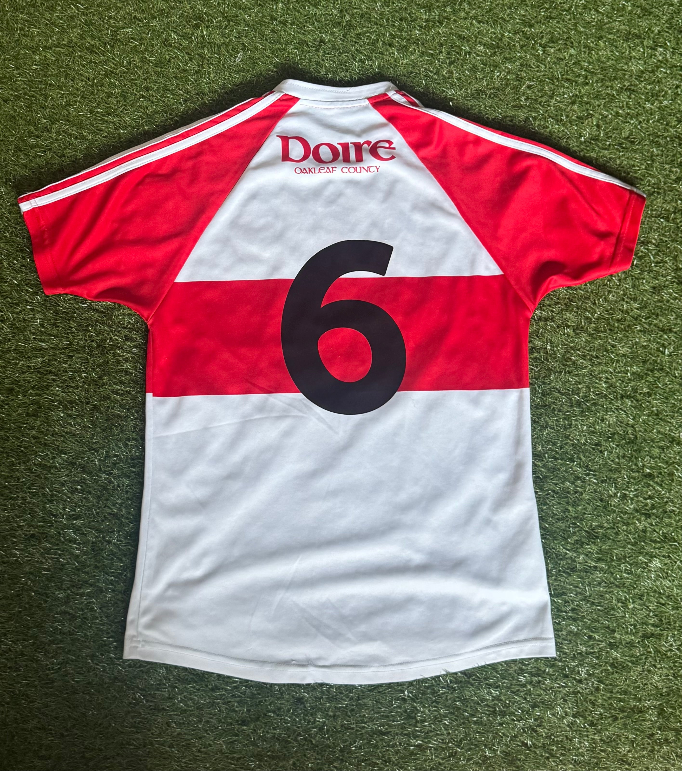 Derry GAA Jersey - O’Neills - Medium Tight Fit