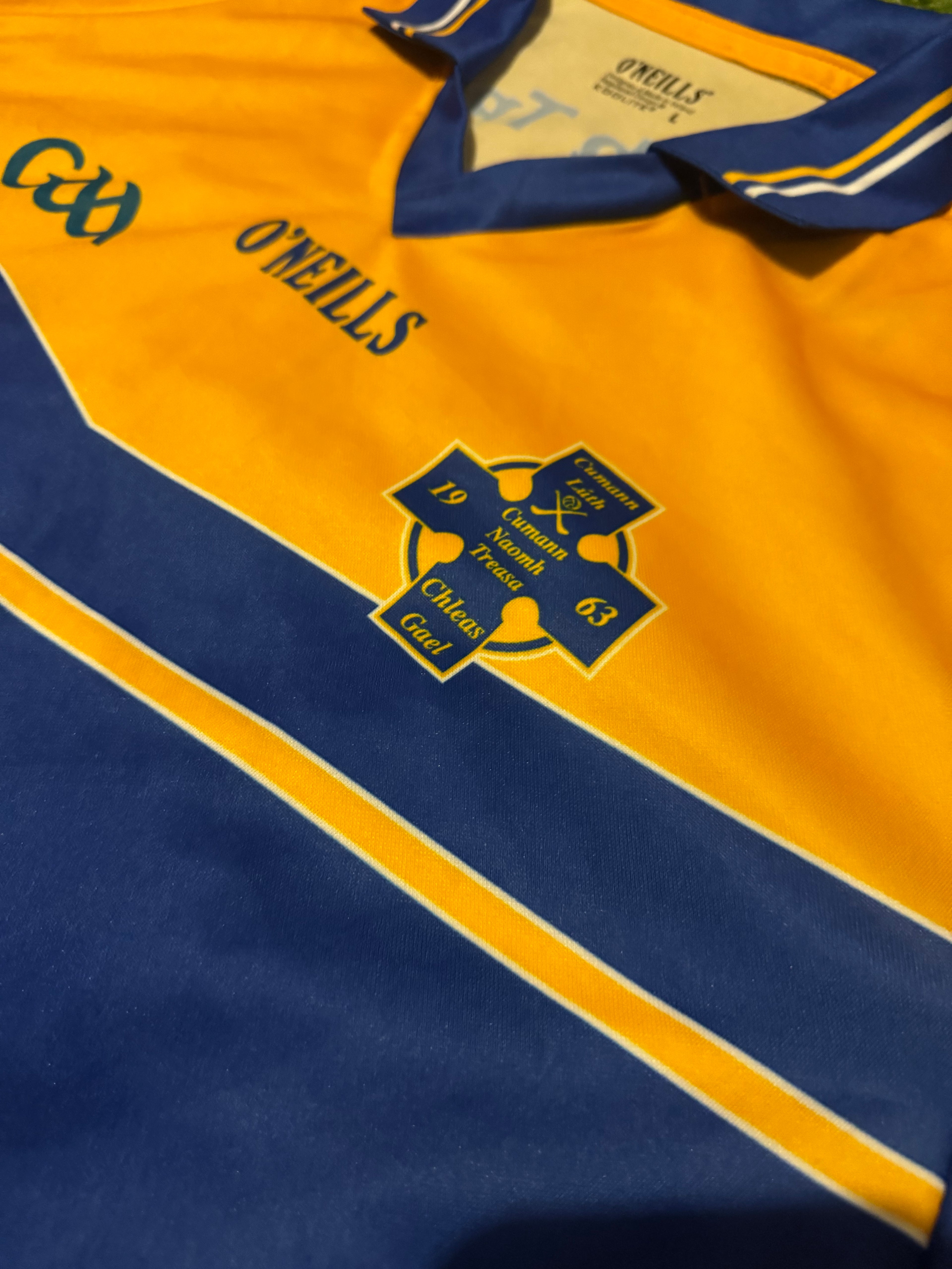 St. Treasa GAA Jersey - O’Neills - Size Large