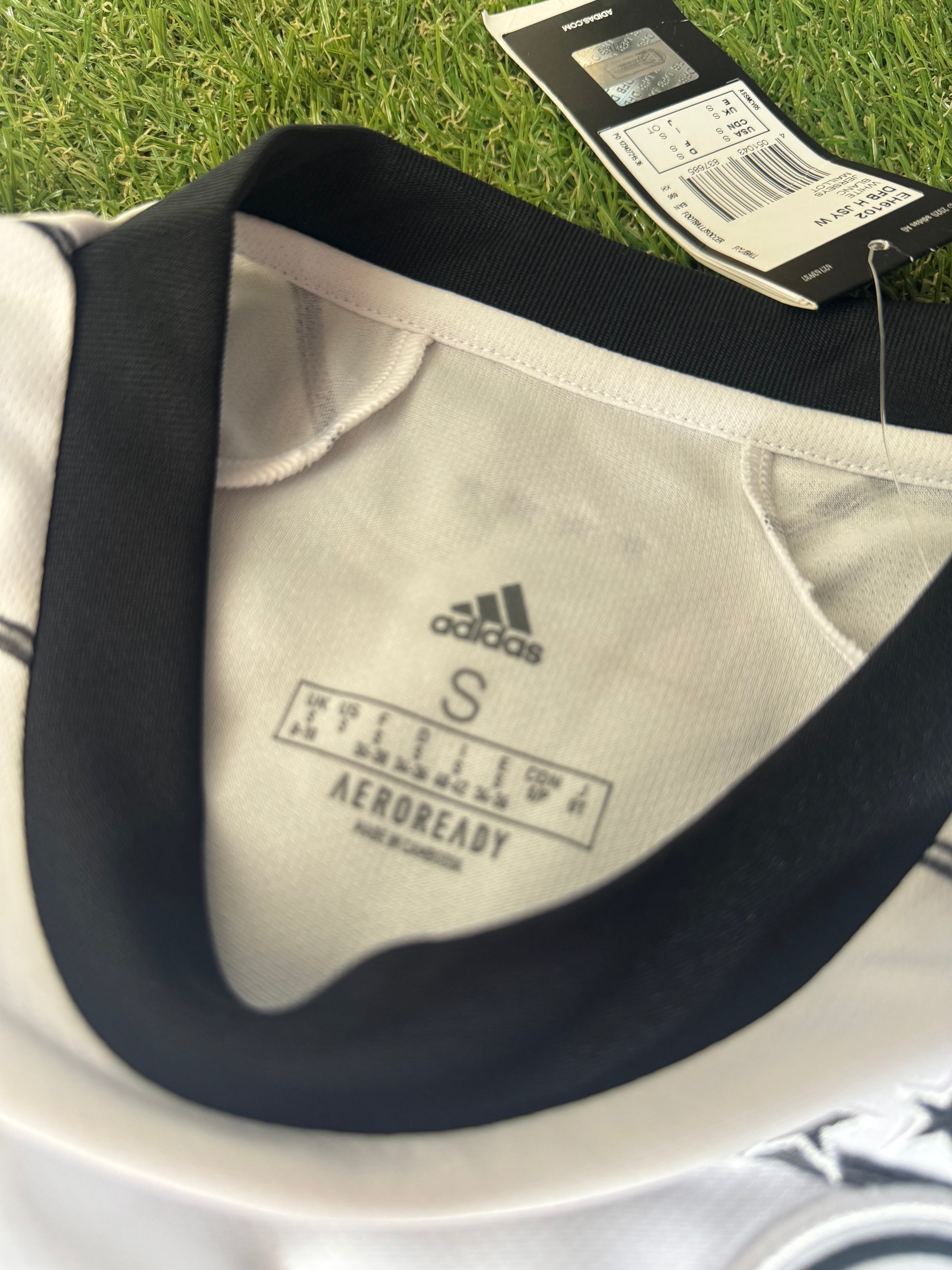 Germany Adult Women Fit Size Small (8-10) Adidas Football Jersey