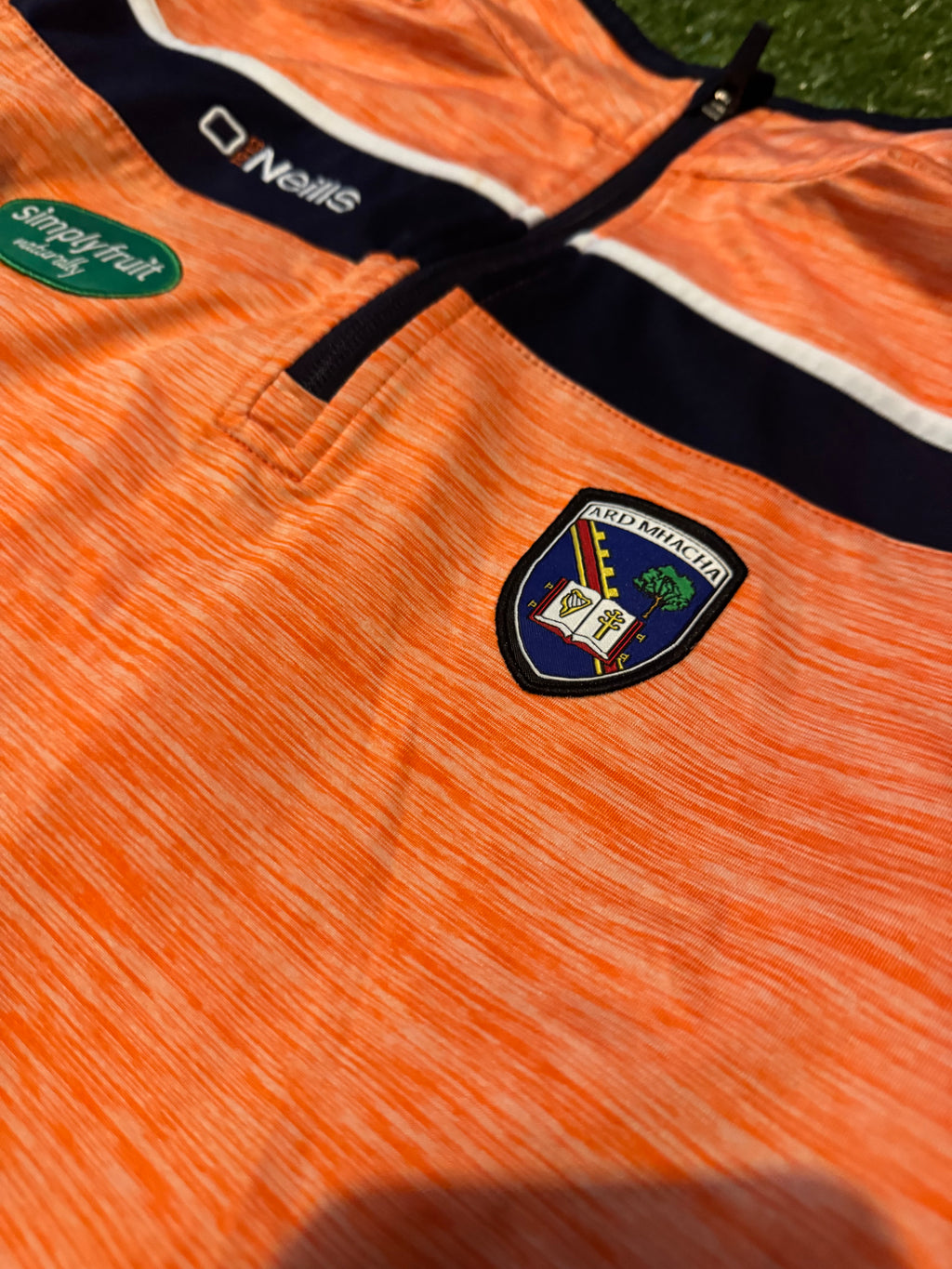 Armagh GAA Half Zip - O’Neills Size Medium