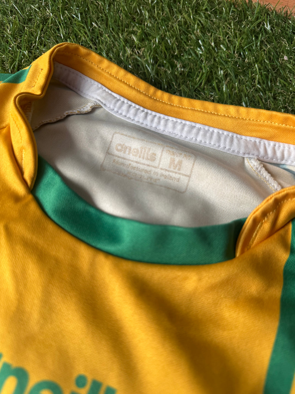 Ballyholland Harps GAA Jersey - Medium Tight Fit
