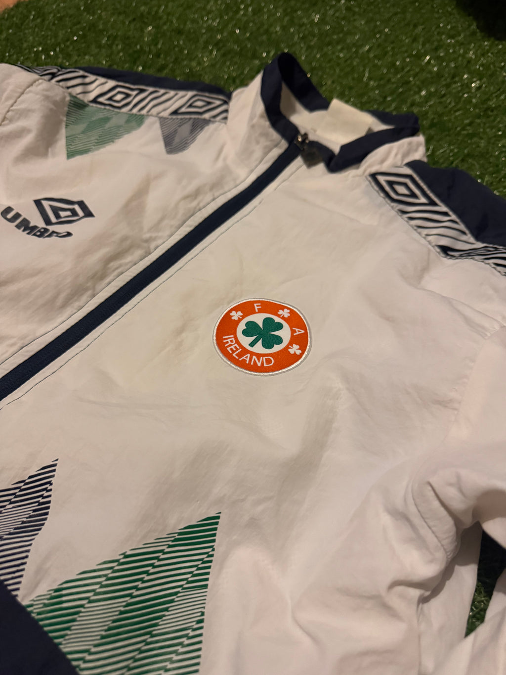 Retro Ireland Football Jacket - Umbro - Size M
